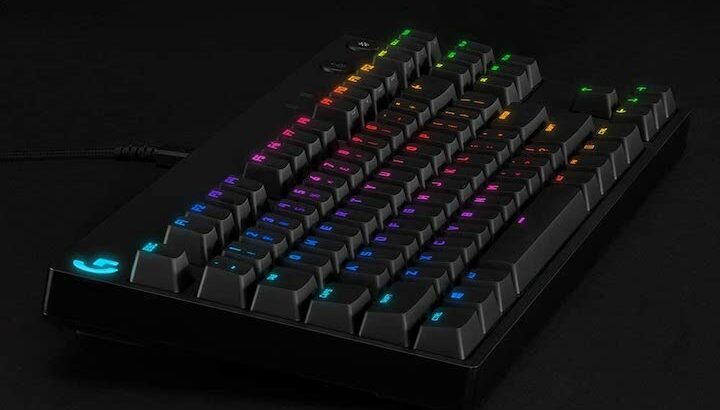 Logitech G Pro TKL mit RGB-Beleuchtung